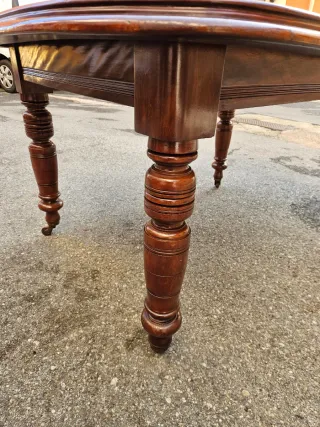 Tavolo antico allungabile restaurato