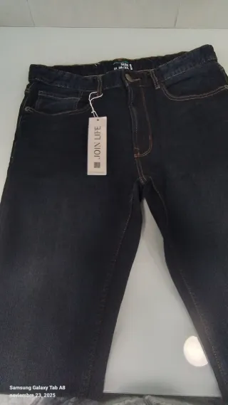 Pantalón vaquero chico ..sin estrenar!