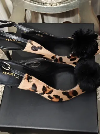 Zapatos Martinelli Animal Print con Pompón