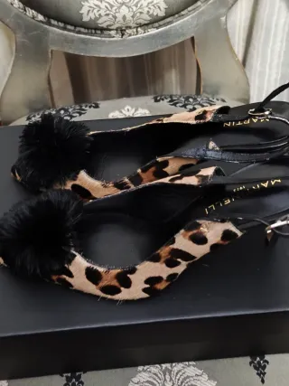 Zapatos Martinelli Animal Print con Pompón