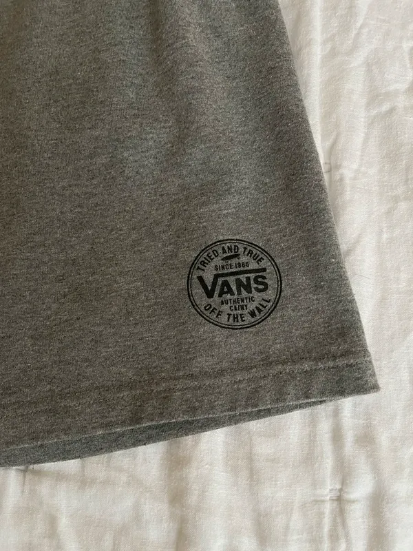Pantalón corto Vans Gris