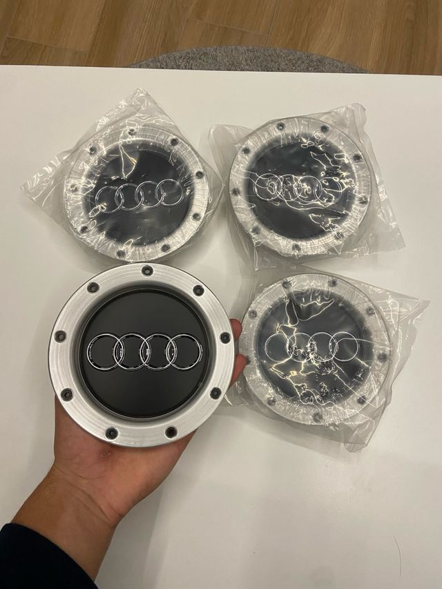 Tapabujes Audi 146mm modelo RS4 nuevos