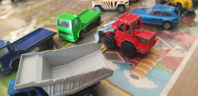 Lotto 10 auto Majorette rif 765