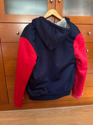 Pack invierno: chaqueta térmica + 2 packs guantes