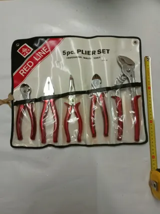 Set 5 Alicates JET con Funda.