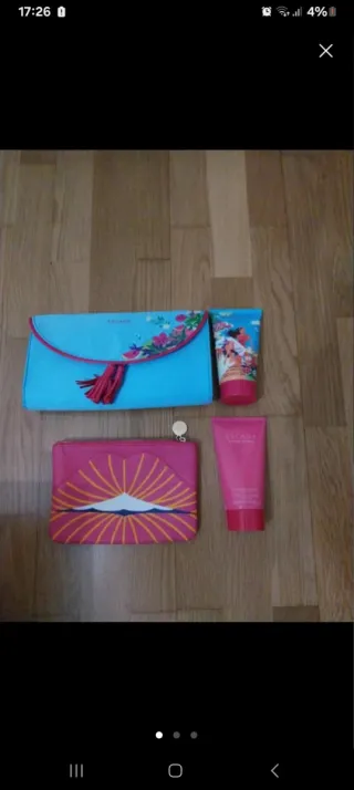 Neceser Escada Azul y Rosa