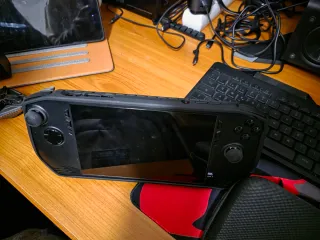 MSI Claw A1M Core Ultra 7