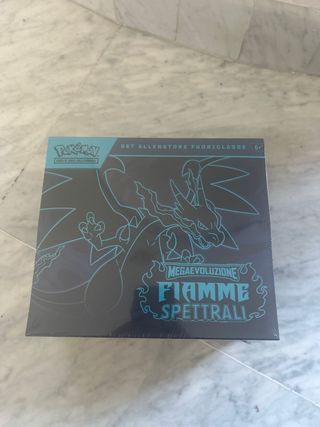 Pokemon Set Allenatore Fuoriclasse Fiamme Spettral