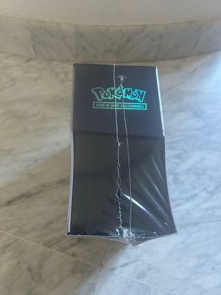 Pokemon Set Allenatore Fuoriclasse Fiamme Spettral