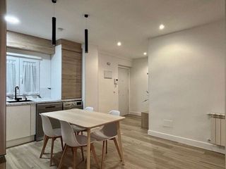 Piso en alquiler en Pº Zorrilla - Cuatro de Marzo en Valladolid