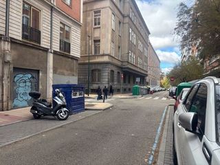 Piso en alquiler en Pº Zorrilla - Cuatro de Marzo en Valladolid