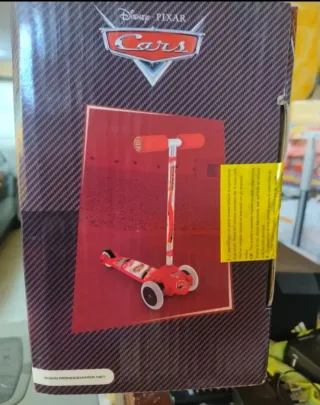 Patinete Cars Twist & Roll