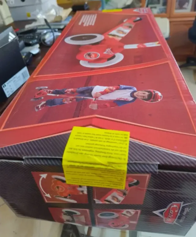 Patinete Cars Twist & Roll