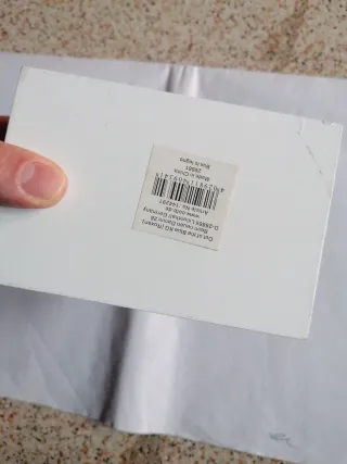 Scatola portaoggetti in legno con vetro