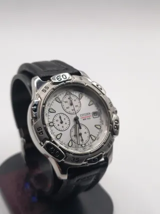 Reloj Citizen Chronograph WR100