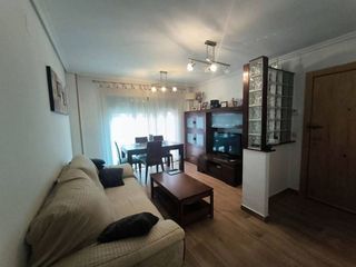 Piso en venta en Santa Cruz - Industria - Polígono Campollano en Albacete