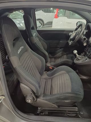 Abarth 695C 2023 180CV