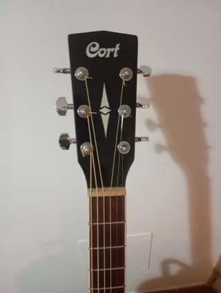 Guitarra Electroacústica Cort Sin Uso
