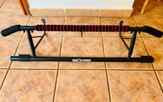 Barra dominadas NEOLYMP puerta