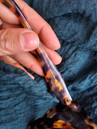 Occhiali da sole Prada tartarugati esagonali