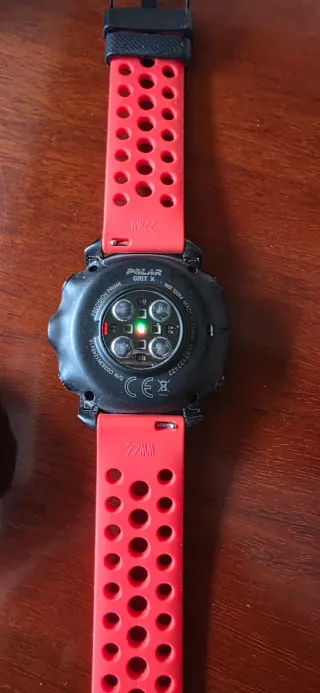 Polar Grit X Smartwatch Rojo