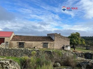 Terreno en venta en Valencia de Alcántara