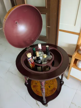 Mueble Botellero Globo Terráqueo