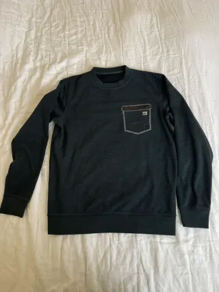 Pack 2 sudaderas (Levis y Quiksilver)