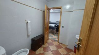 Local comercial en venta en Quesada