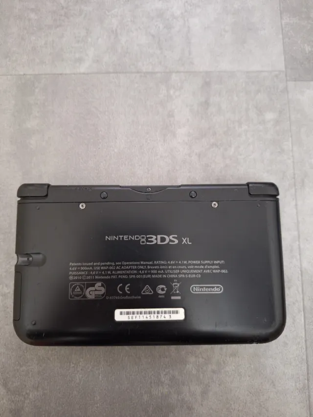Nintendo 3DS XL