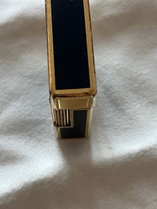 Accendino S.T. Dupont oro e nero