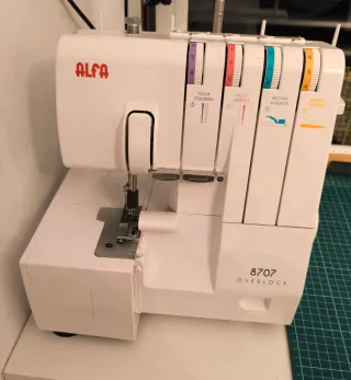 Remalladora Alfa 8707 Overlock