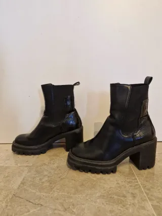 Botines negros plataforma