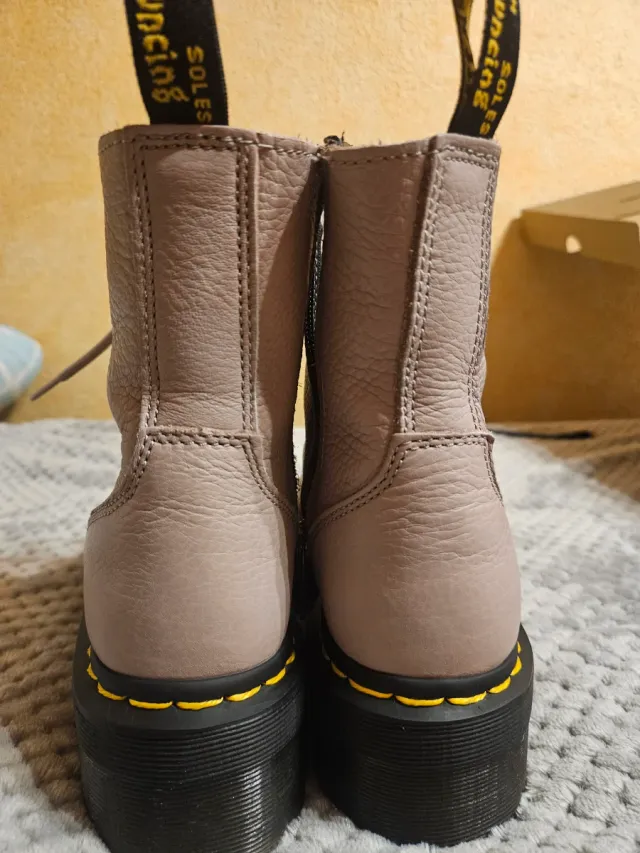 Botas Dr. Martens, Jadon III Vintage Taupe