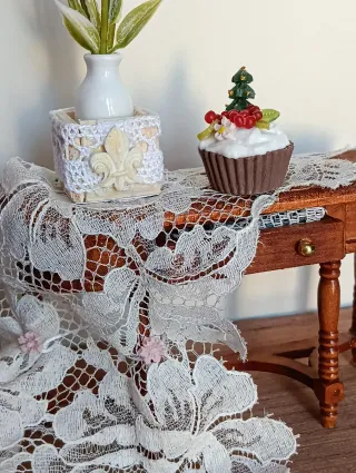 Miniatura consolle per dollhouse