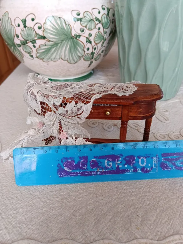 Miniatura consolle per dollhouse