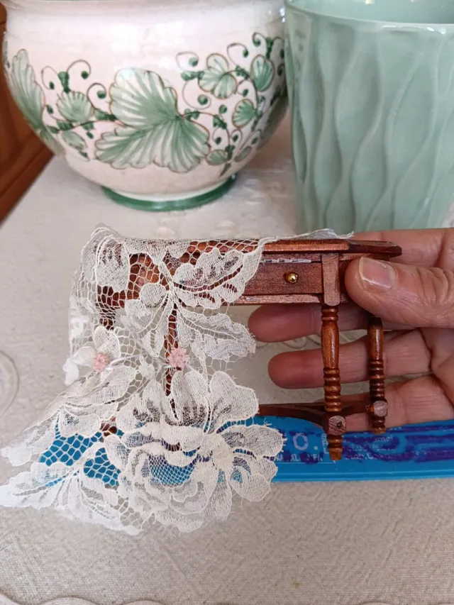 Miniatura consolle per dollhouse