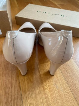 Zapatos Unisa Charol Rosa Palo T39