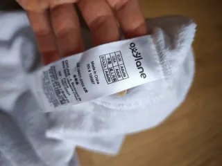 Gorro y bufanda blancos