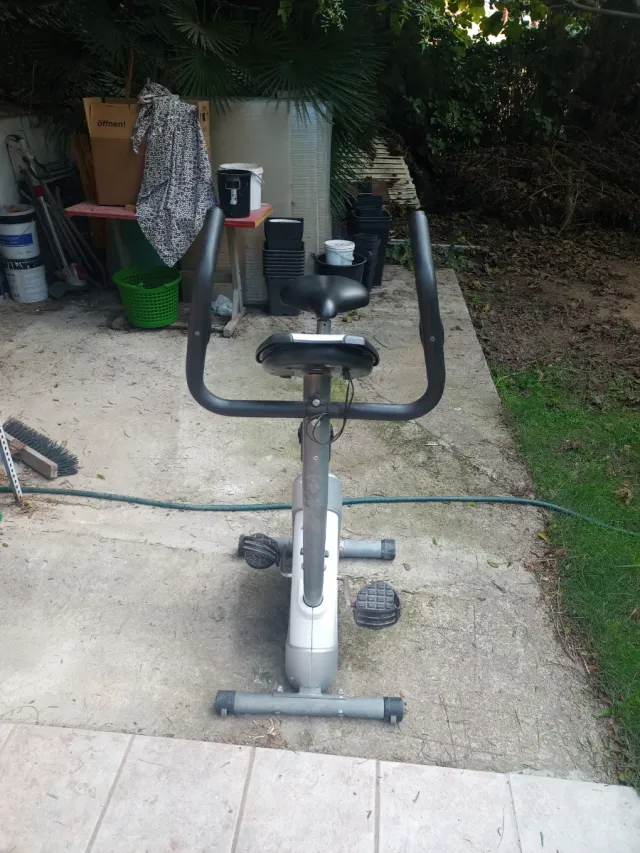 Bicicleta Estática Gris