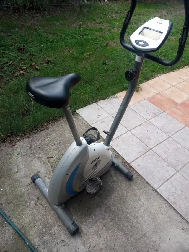 Bicicleta Estática Gris