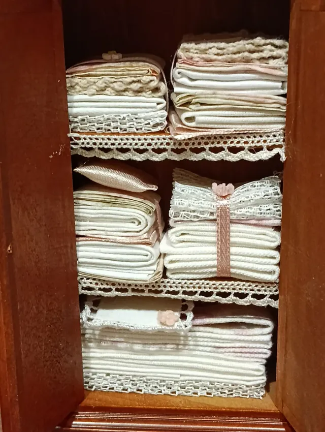 Armadio miniatura casa bambole