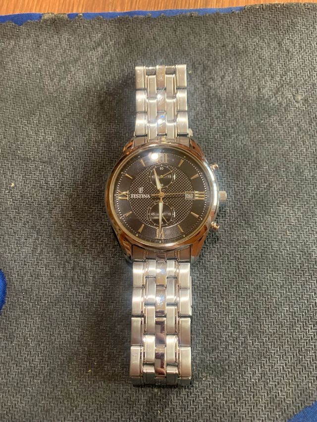 Reloj Festina F6854 Negro/Plata Sin Uso