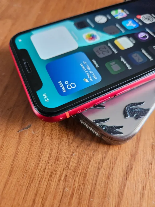 iPhone XR 128GB Rosso