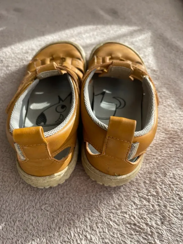 Zapatillas Barefoot Zapato Feroz. Talla 32