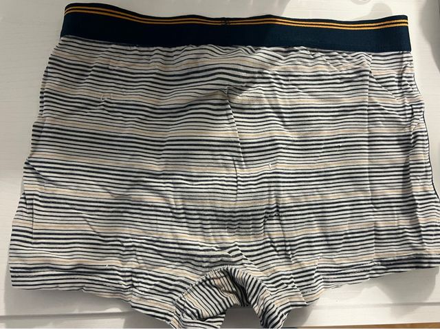 Bóxer de rayas beige y negro