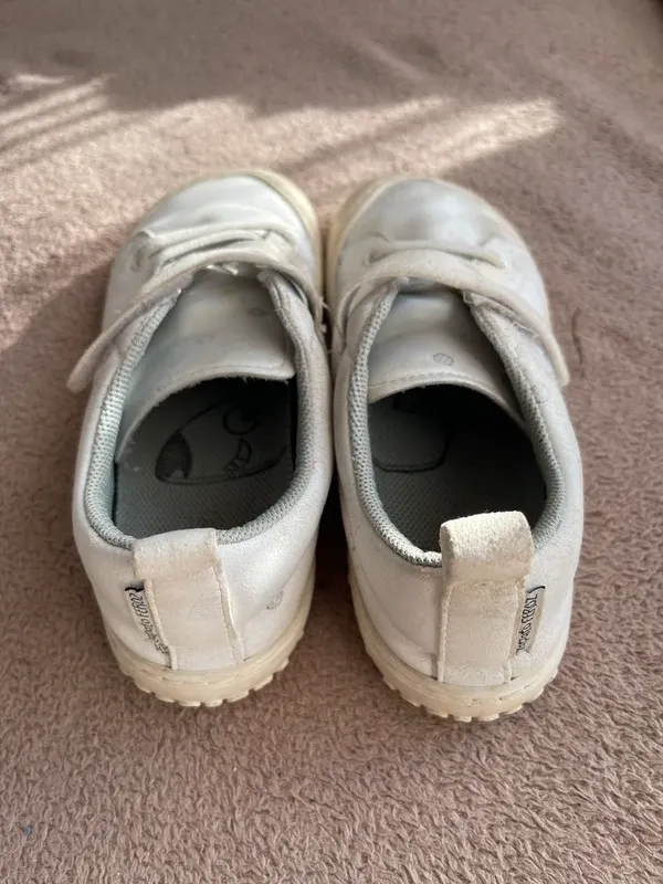 Zapatillas Barefoot Zapato Feroz. Talla 32