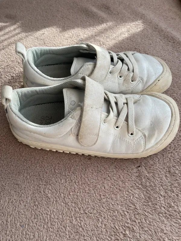 Zapatillas Barefoot Zapato Feroz. Talla 32