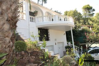 Chalet en venta en Torrelles de Llobregat