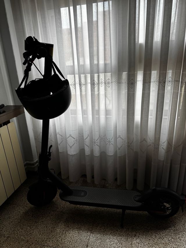 Patinete Eléctrico Esencial